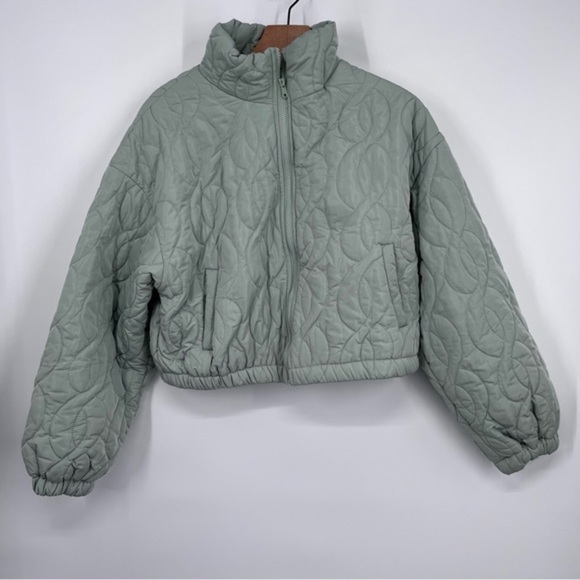 Le Lis Pastel Green Cropped Quilted Full Zip Jacket - Picture 2 of 7